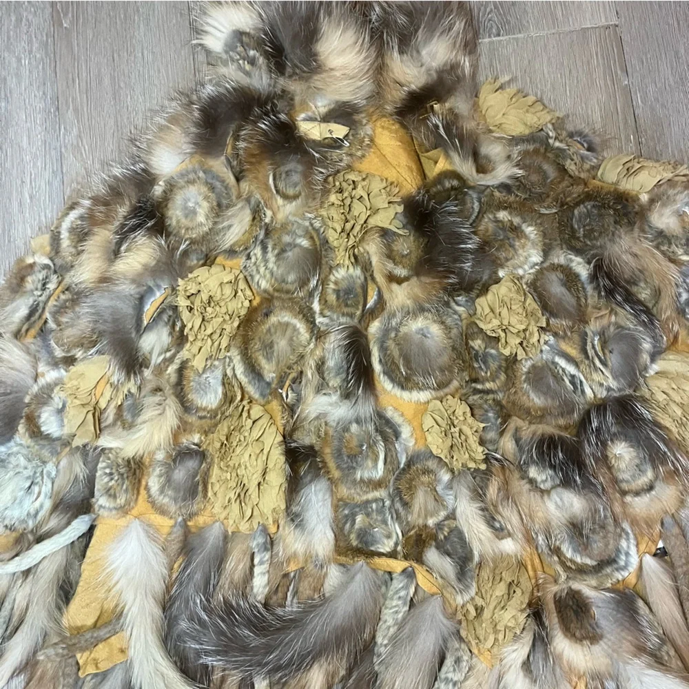 Fur Poncho - Picture 3 of 4